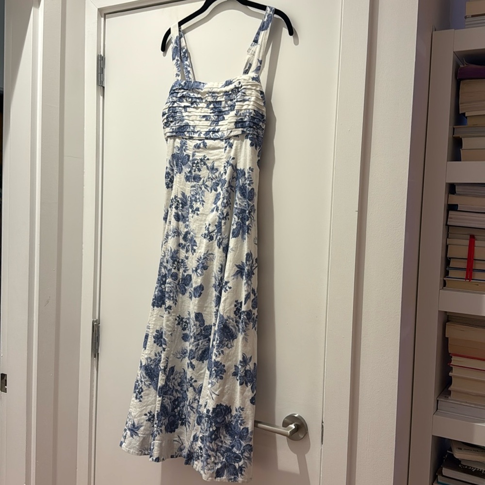 Abercrombie and Fitch midi dress